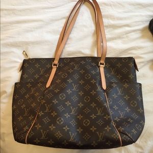 Louis Vuitton Tote Bag